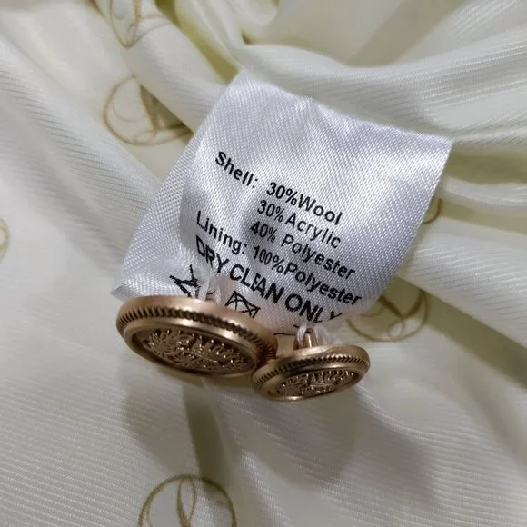 Luxelim Ivory Classic Boucle Wool Tweed Gold Tone Buttons Cropped Jacket Size XS - Picture 11 of 14